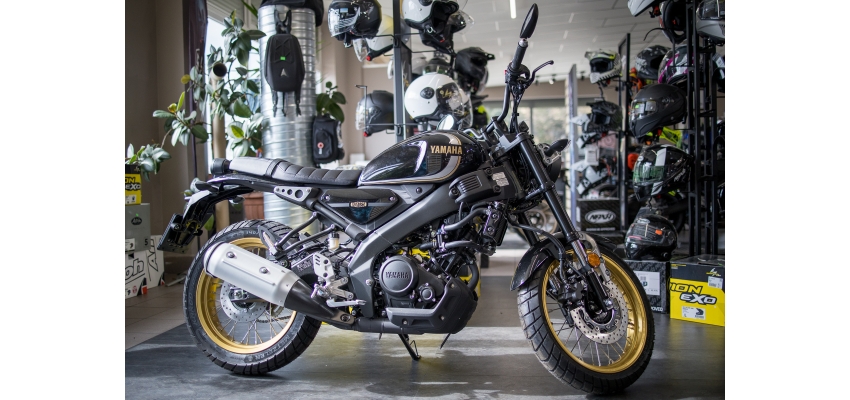 YAMAHA XSR125 Legacy