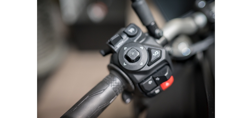 YAMAHA MT-07 YAMT 2025